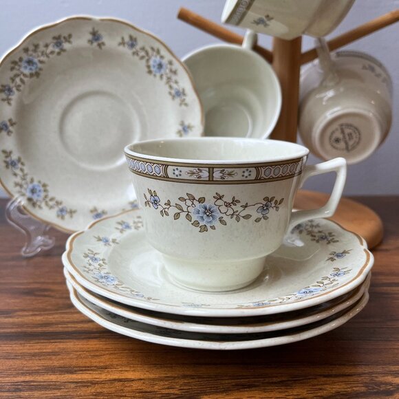 Royal Doulton Tea Set 4 Cups + 4 Saucers Lambethare Dorset LS1049 England 1983 - Picture 1 of 16